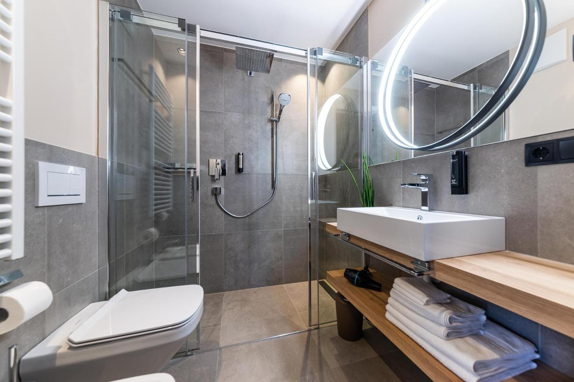 Rienz Alpine City Suites Brunico Exteriér fotografie