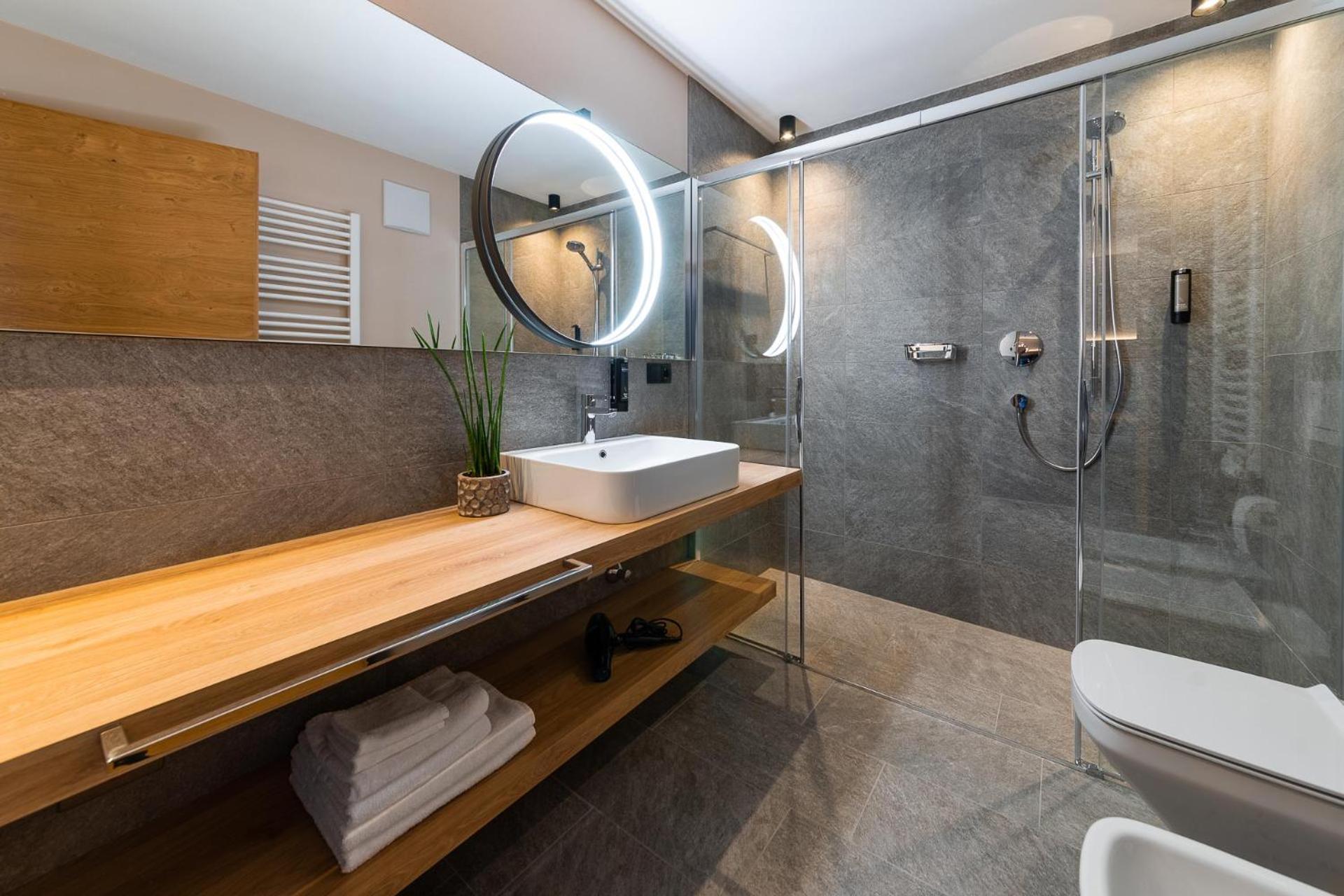 Rienz Alpine City Suites Brunico Exteriér fotografie